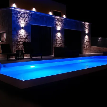 Pietra Di Mare Vilă Yénion