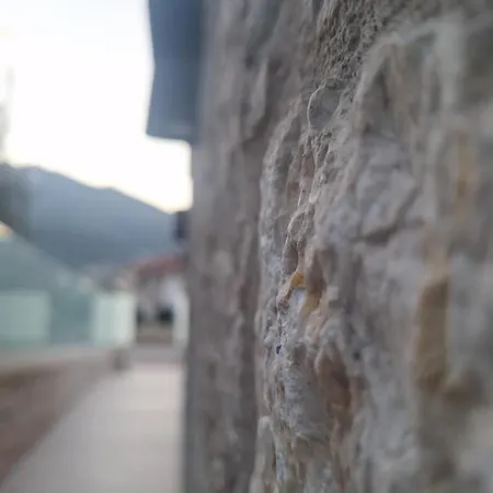 Pietra Di Mare * Yénion