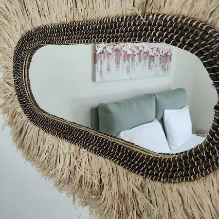 Pietra Di Mare Yénion