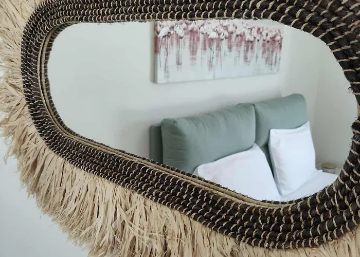 Pietra Di Mare Yénion